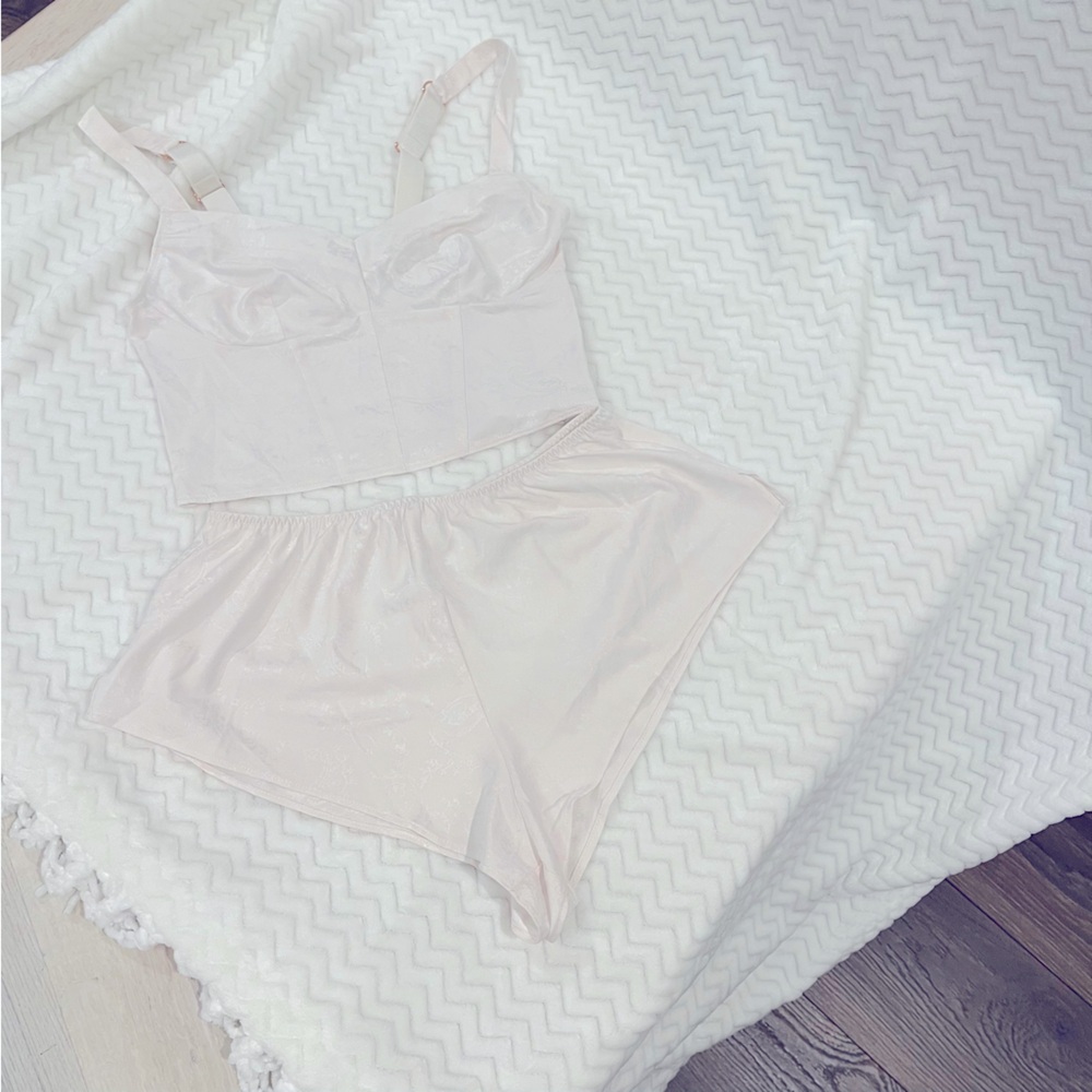 Dreamy Victoria secret set .